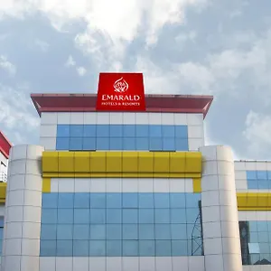 Hotel Emarald ***